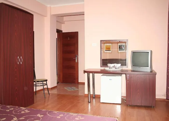 Montana Guest house 3*